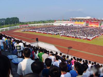 赵国祥代表：重点建设一批示范性地方师范大学